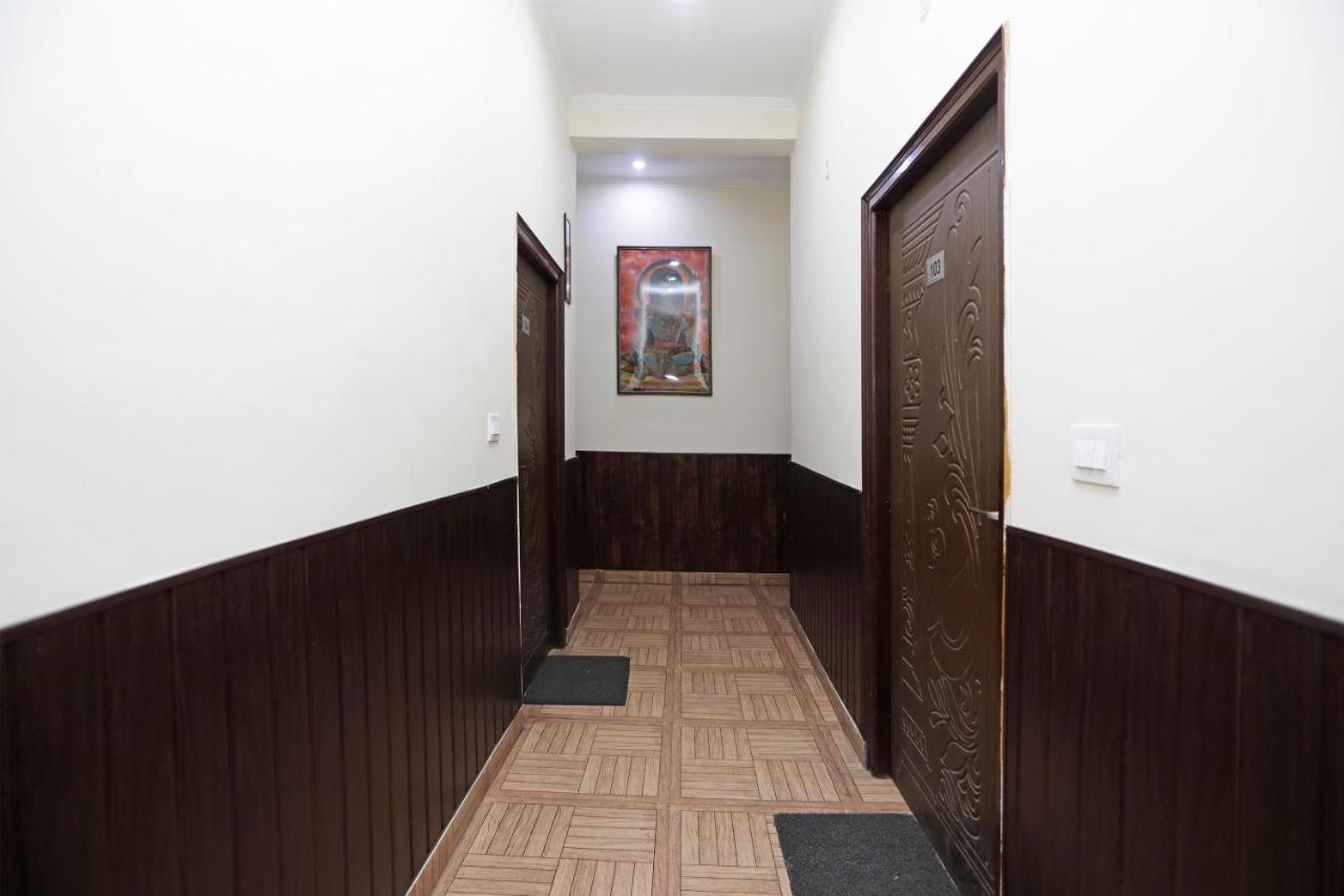 Hotel Vishla Palace By Uttarakhand Hotel Hospitality Narendra Nagar Extérieur photo
