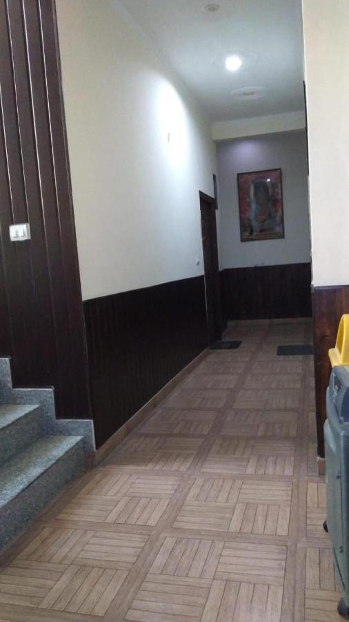 Hotel Vishla Palace By Uttarakhand Hotel Hospitality Narendra Nagar Extérieur photo