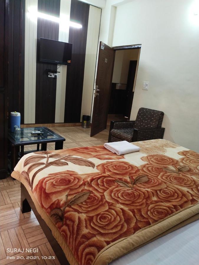 Hotel Vishla Palace By Uttarakhand Hotel Hospitality Narendra Nagar Extérieur photo