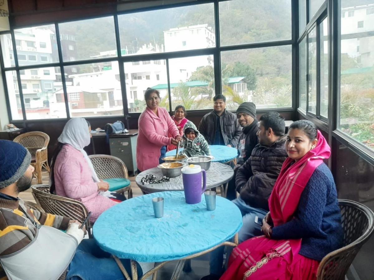 Hotel Vishla Palace By Uttarakhand Hotel Hospitality Narendra Nagar Extérieur photo