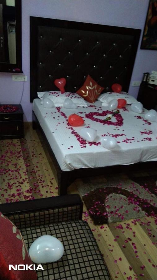 Hotel Vishla Palace By Uttarakhand Hotel Hospitality Narendra Nagar Extérieur photo