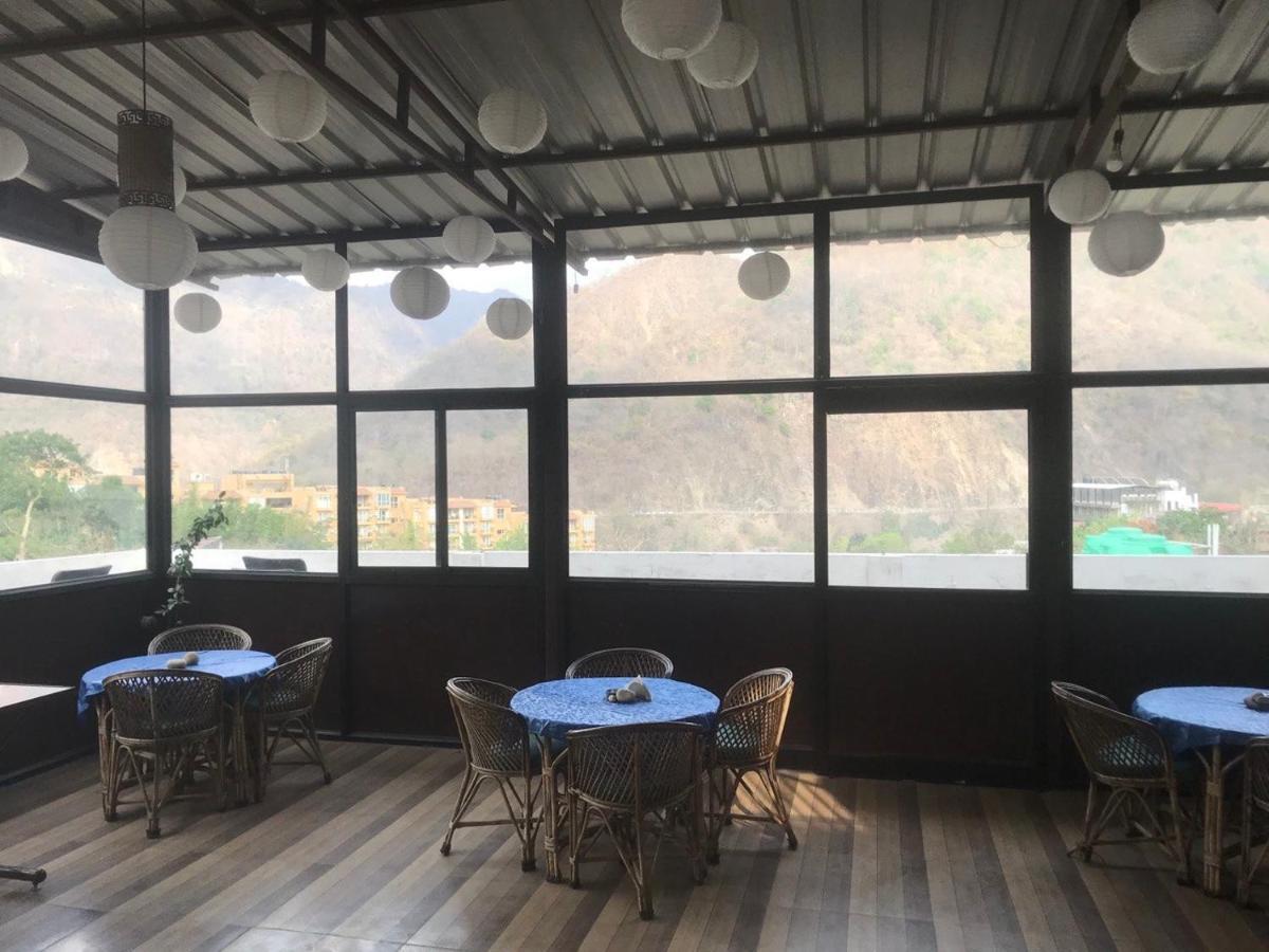 Hotel Vishla Palace By Uttarakhand Hotel Hospitality Narendra Nagar Extérieur photo